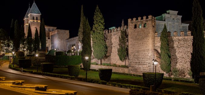 Paseo Fotográfico – La Muralla de Toledo de noche