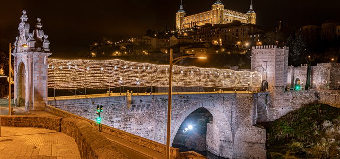 Paseo Fotográfico – Los Puentes de Toledo en Navidad