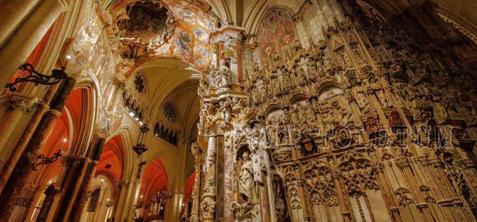 Reportaje Fotográfico – Visita Nocturna a la Catedral de toledo